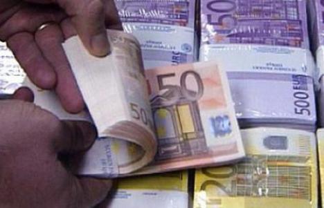 Înalt funcţionar bancar din Ungaria, trimis în judecată după ce a investit în Bihor 4,8 milioane de euro provenite din fraudă